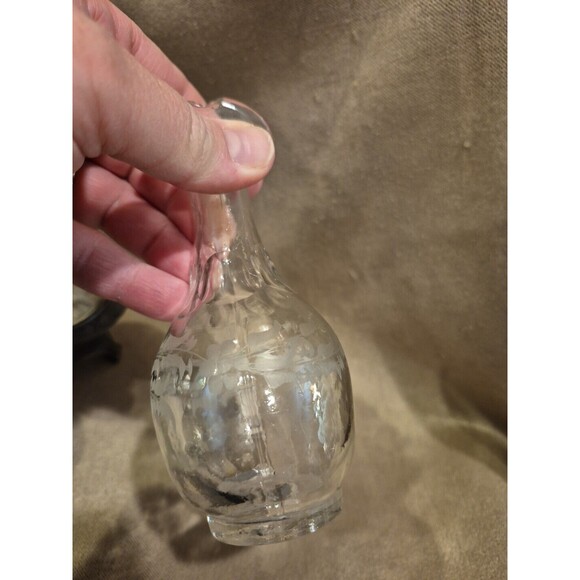 Antique Middletown Quadruple Silverplate Embossed Cruet Condiment Server FLAW - Picture 13 of 16